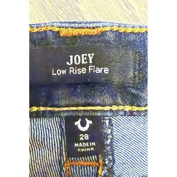True Religion Women's Jean Pants Joey Flare Jeans Low-Rise Size 28 (32 Waist) - Picture 3 of 13